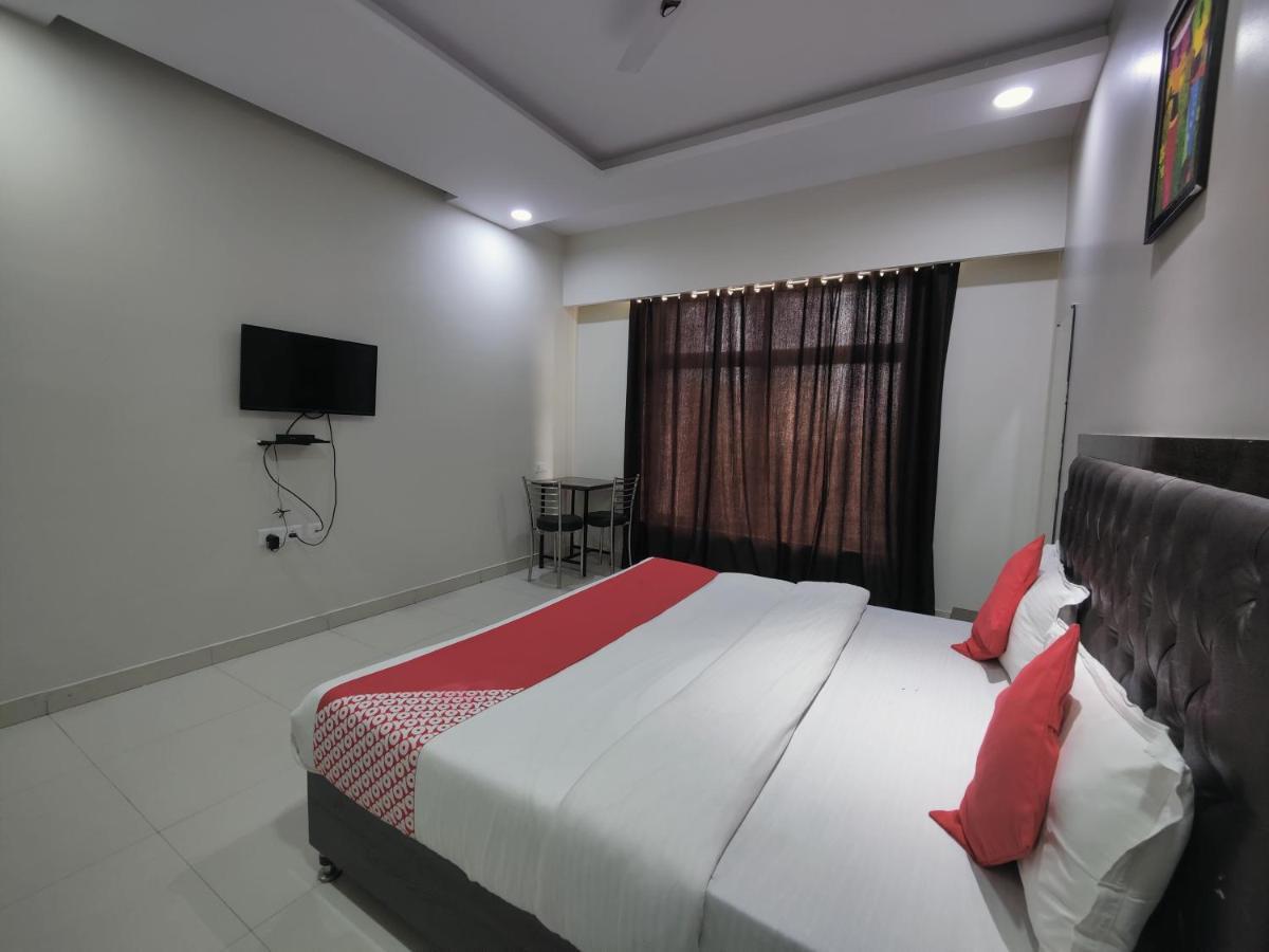 Hotel Kailash Mansarovar And Banquet Hall Bareilly Exterior photo